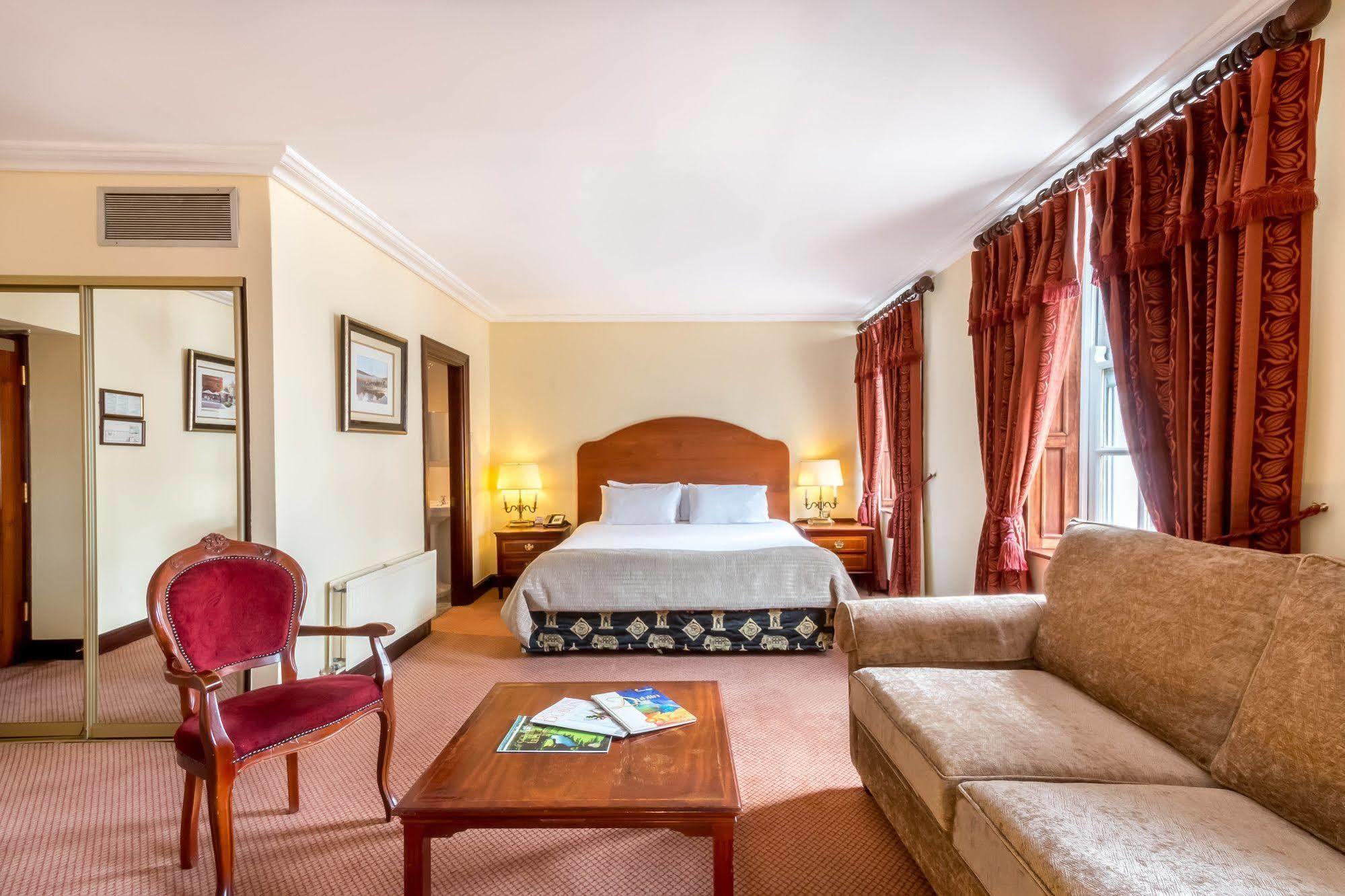 The Mont Hotel Дъблин Екстериор снимка
